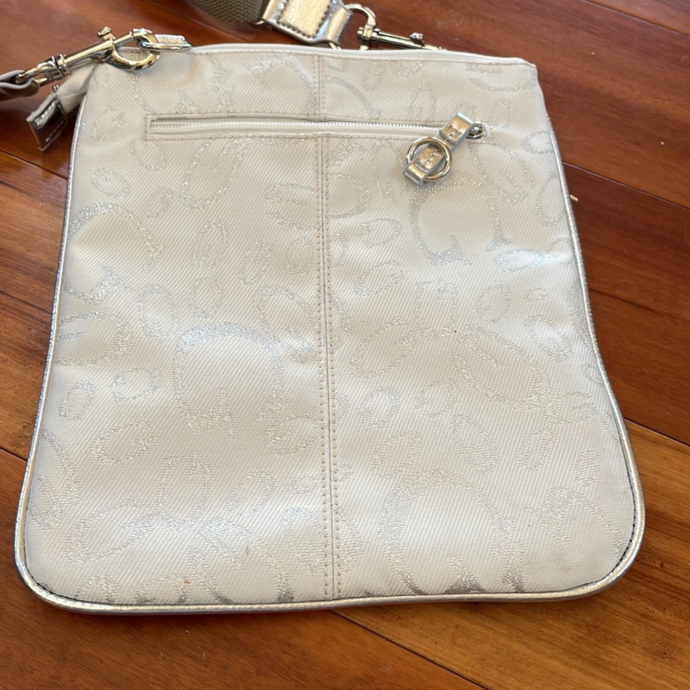 GG…ING HANDBAG - Picture 10 of 12